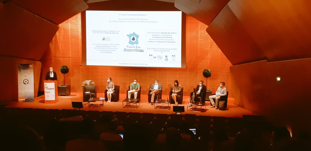 _astee's tweet photo. Congrès #Astee2020
C'est parti ! Les 1ères sessions ont commencé :
#déchetsplastiques 
#changementclimatique
Suivre et mesurer les #polluants dans #eau

@CONGRES_LYON @grandlyon @Veolia_FR @SauvonsLeau @auvergnerhalpes https://t.co/6rxkM52LFP