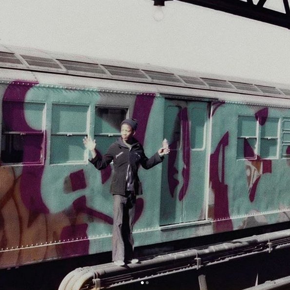 capmatchescolor's tweet photo. Repost from Museum of Graffiti -- King Butch2 live action shot by Don1. Incredible feat in itself and for the paint nerds a real treat to see a Nybco Wet Look 'Loving Purple' being used as the outline. Such a great capture! https://t.co/Nwz5Do11hY