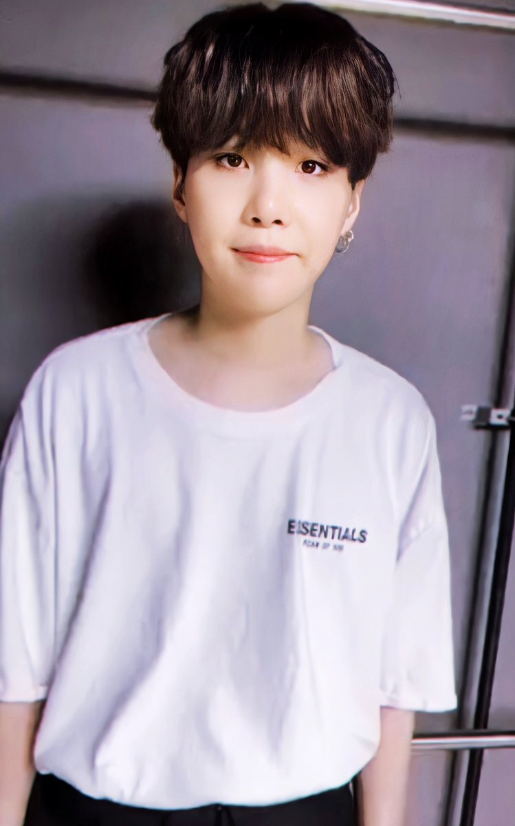 yoongisarchive's tweet photo. life is dynamite 🧨 https://t.co/kT5hh20V9B