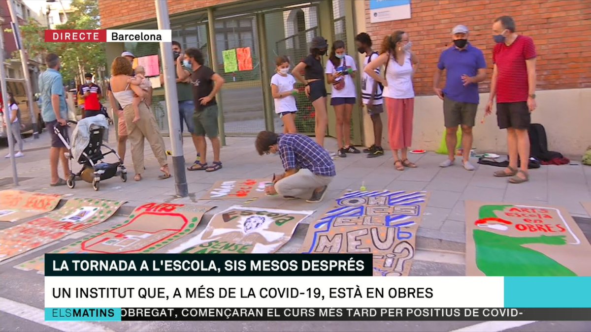 rubencabus's tweet photo. ▶ L'institut-escola Arts, de #Barcelona, ha començat avui les classes d'ESO a mig gas per culpa d'unes obres que no han acabat a temps. Ho hem explicat en directe a @elsmatins https://t.co/W7CoziitVS @AfaArts @AssGrogaSants https://t.co/OR3uJ1ePwW