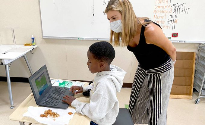 GiardMaureen's tweet photo. A Sausalito School Reopened During the Pandemic. Here's What They Learned | KQED
A Marin County elementary school experimented with a small three-week pilot program to offer in-person instruction with adjustments for social distancing and health protocols.
https://t.co/Pzy2c6gfG4 https://t.co/i1aXhQbFHX