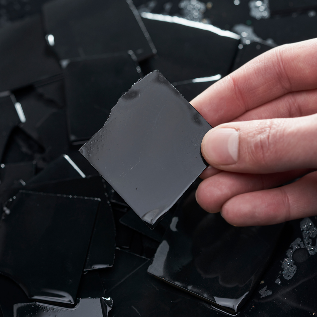 GirardPerregaux's tweet photo. We’re taking you inside the ateliers - revealing the art in onyx - the defining feature of the new Infinity editions. With us, onyx has a new destiny. A new purpose with Infinite possibilities.

#GirardPerregaux #GPinfinity #Craftsmanship https://t.co/WP1UKSEGO5