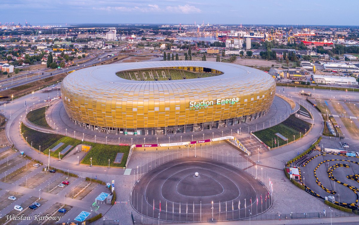 PolsatPlusArena's tweet photo. #FUNARENA na Stadion Energa Gdańsk to miejsce pełne rozrywki ❗🤸‍♀️ Czekają na Was atrakcje: paintball elektorniczny, gokarty, parkour, kryty skate park, pokoje zagadek, ogromny plac zabaw, archery arena i jeszcze więcej… Wpadajcie codziennie od 10:00 do 21:00.
📸  Wiesław Karbowy https://t.co/CIIVuWE4yp