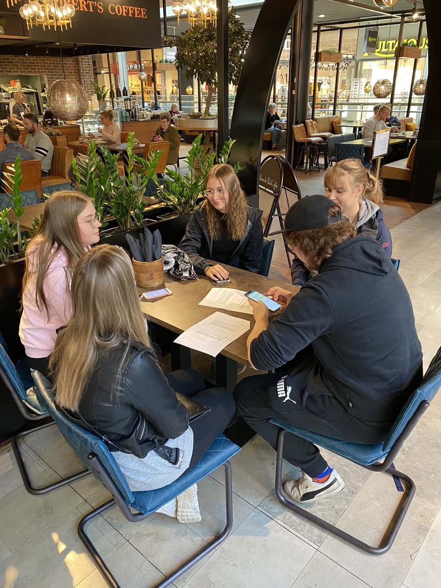 🙏🏻 kiitos <a href="/HAMK_UAS/">HAMK UAS</a> #hamktradenomi opiskelijat asiakashavainnoinnista. Jäämme uteliaana ja innolla odottamaan raporttia. Kohti entistäkin parempia asiakaskokemuksia! 🤩🥕#ravit #hevoset #oppiminen <a href="/VermoAreena/">Vermo Areena</a> <a href="/Hevosopisto/">Ypäjän Hevosopisto</a>