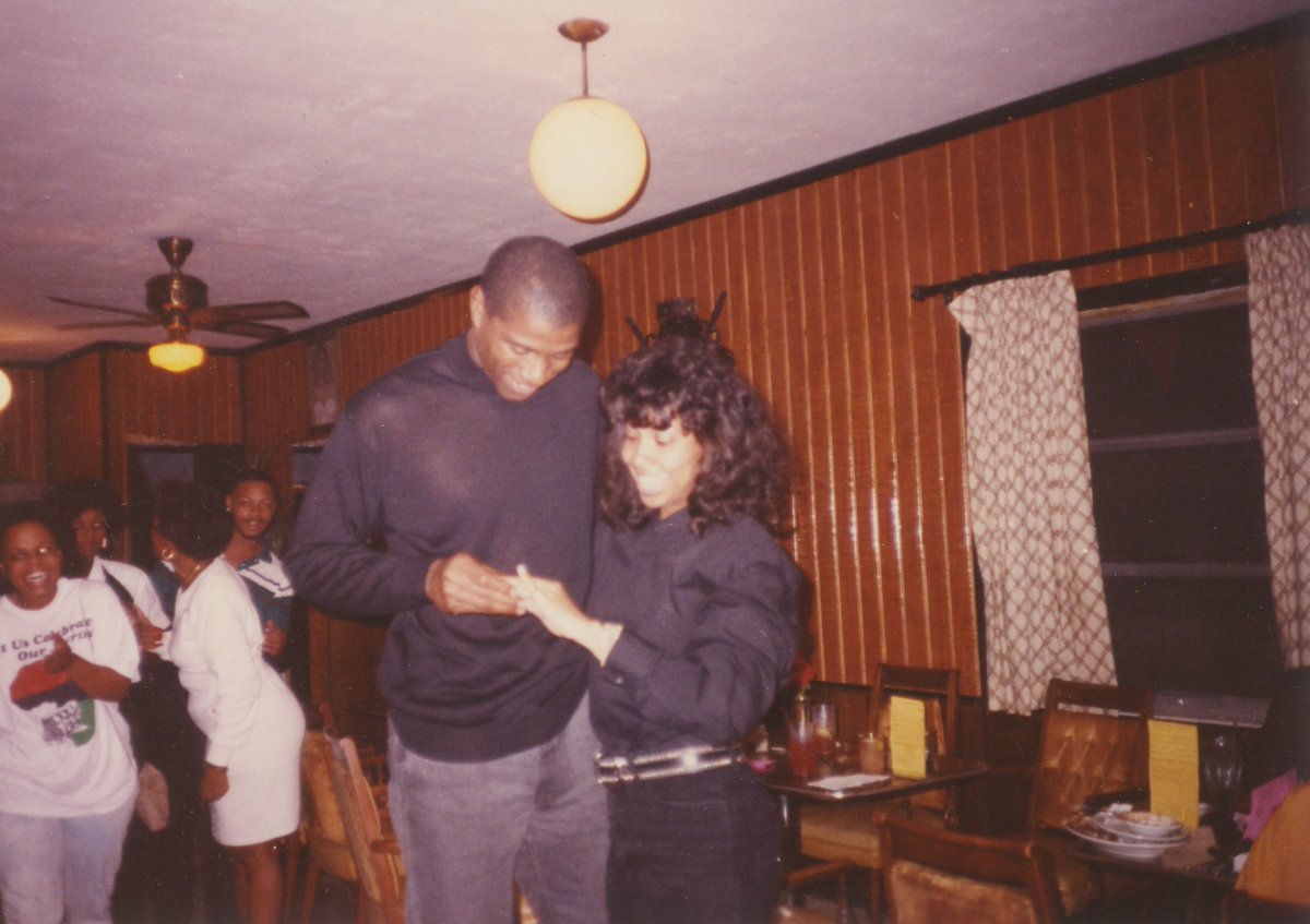 Earvin Magic Johnson tweet media