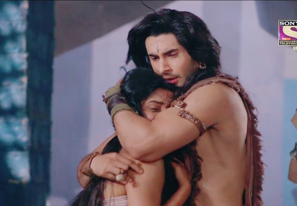 BshreeeSsS's tweet photo. Beyond words❤🌼
Bharatjaitu🙏🏻🇮🇳
#Porus #RuChi #Lakshya @suhani_dhanki 🌷 https://t.co/wYZWyMSjIF