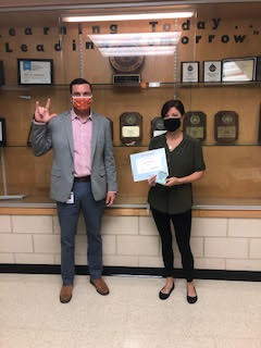 MrCurtisSRMS's tweet photo. Congrats to our champions of the month Mrs. Buescher and Mrs. Perkins.  #champions #hardworkers @S_Snell @lhisdcomms @LHpanthers https://t.co/EWOV0Xqjst