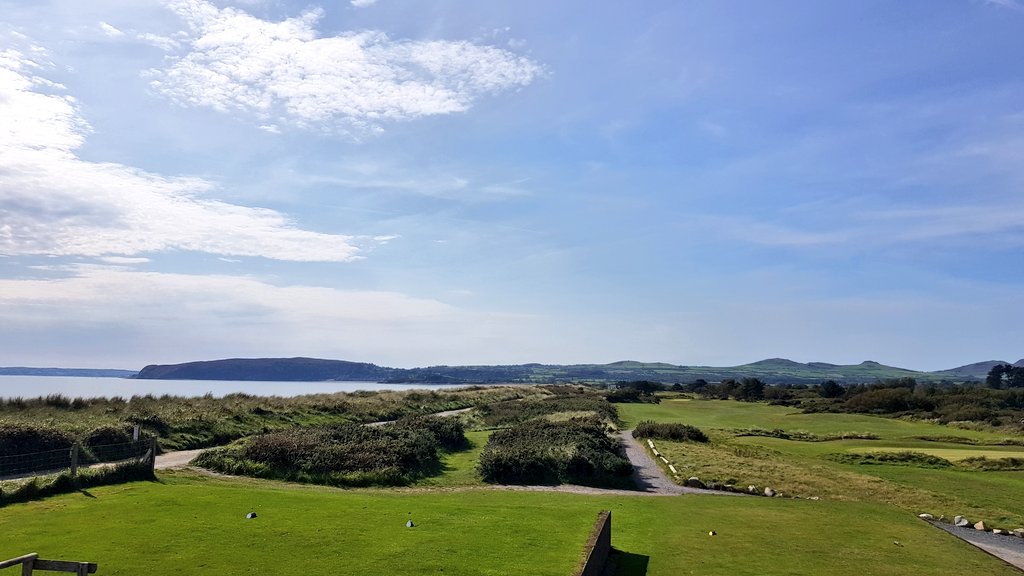 MidlandsGolfer's tweet photo. Part II at lovely, friendly @golfpwllheli #MGonTour #signaturechallenge https://t.co/J7GRwZbUz0