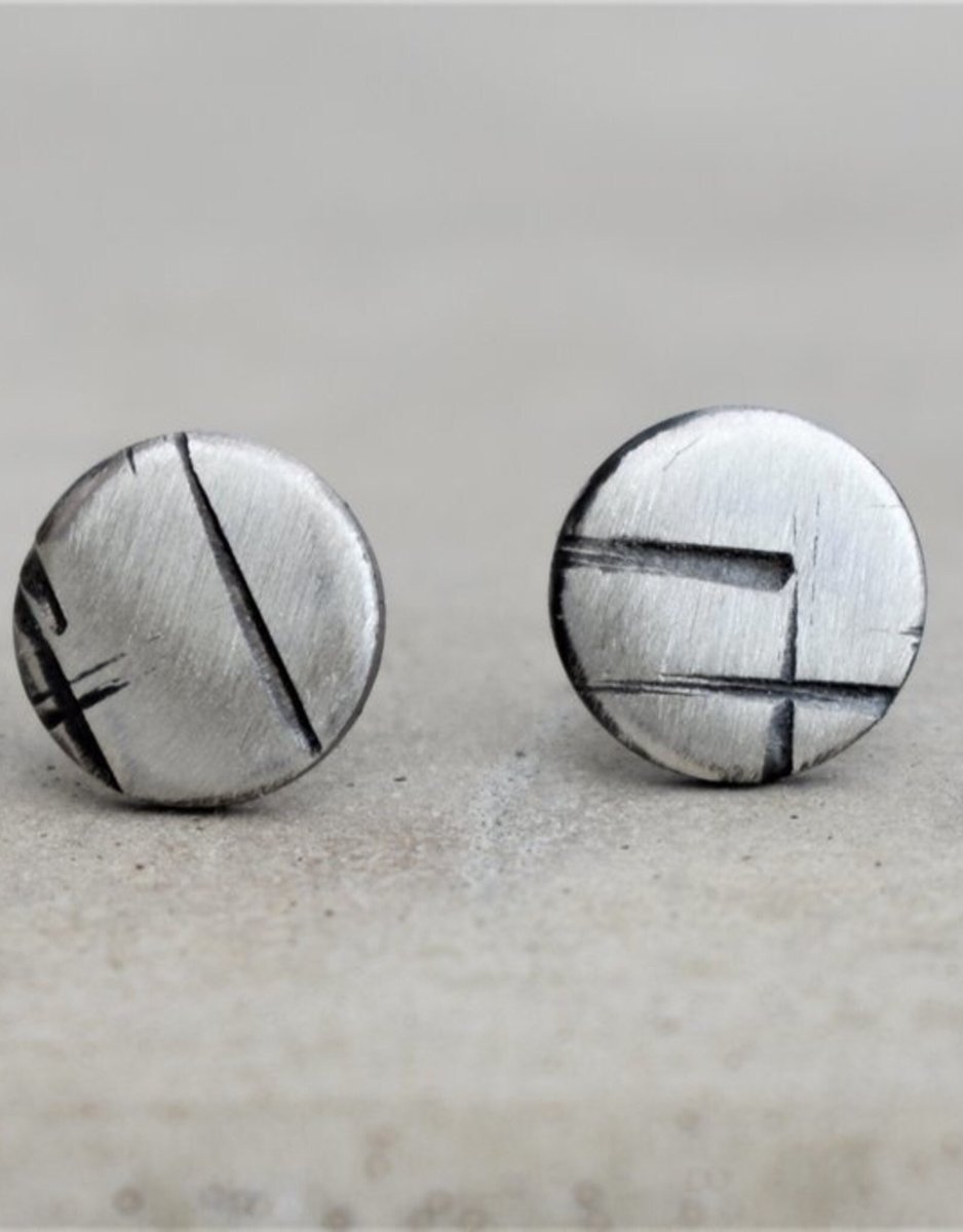 glucksman's tweet photo. Check out the products by Taer Jewelry to add a minimalistic element of class to your daily look! They are handmade, beautiful and #MadeLocal
https://t.co/rpf8YaZ4pZ
#GetIrelandMaking https://t.co/N6qZLAVhSK