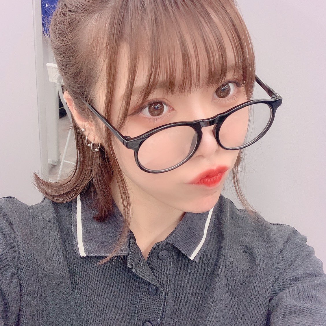 夏芽ナツ Natsu Sdtp 家ではメガネ女子です T Co Luo4a4xeux Twitter