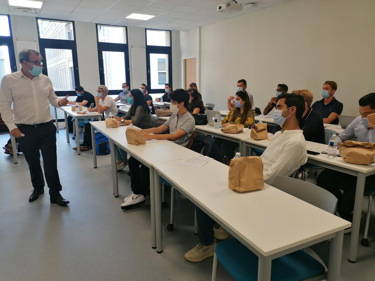 Audencia_MS_FRC's tweet photo. #Rentrée - Jour J pour la nouvelle promotion du MS® Finance Risque &amp; Contrôle ! Bienvenue aux nouveaux étudiants qui rejoignent le programme et la grande communauté @audencia ! https://t.co/nA6U6Bo7bQ