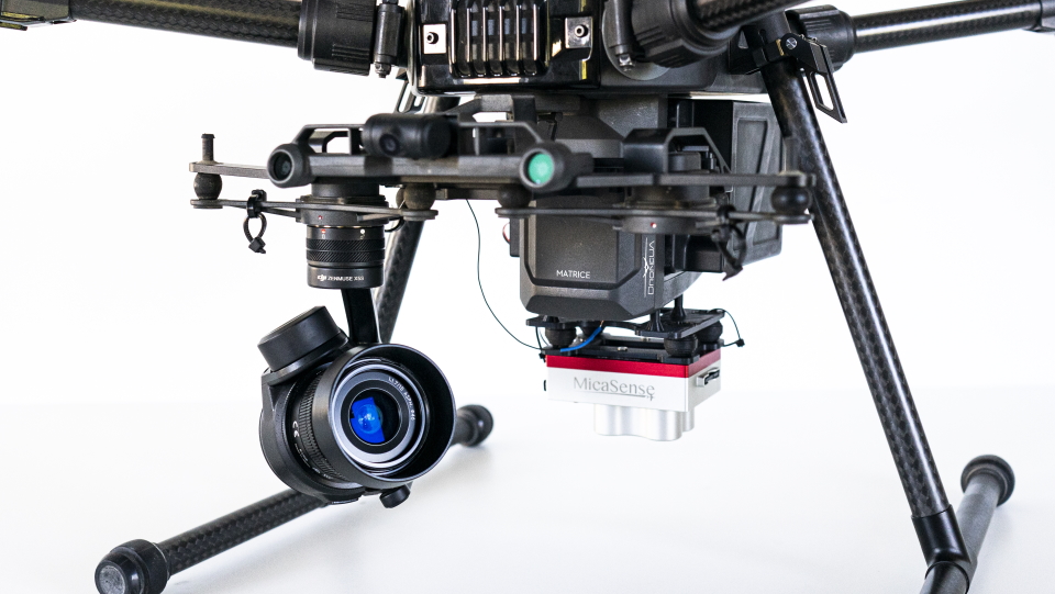 drone_ua's tweet image. Несколько новых дронов с сенсорами RedEdge-MX  отправляются в поля. До встречи в полях! Комплексные решения - только в DroneUA
#DroneUAProjects #enterprise #agriculture