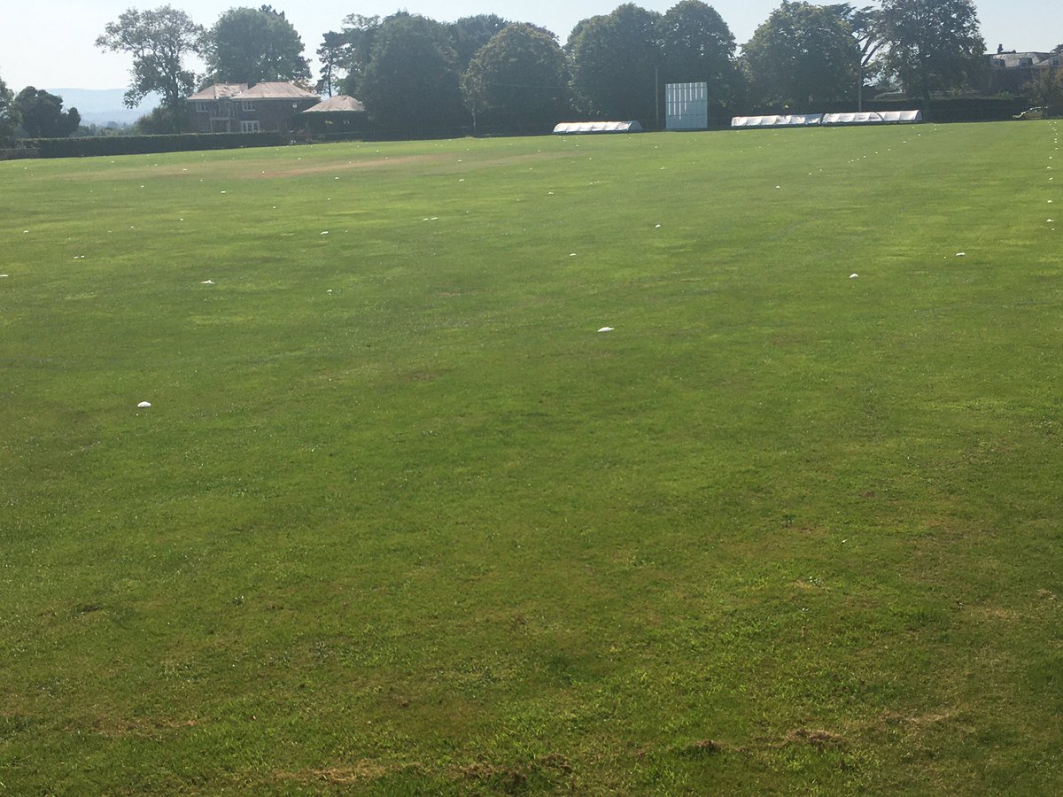 WombatsCC's tweet photo. Always looking to improve our ground, and keeping on top of the outfield maintenance - today a visit from @CWCSomDev with a selective herbicide and seaweed tank mix based on our soil analysis.  🌱🌱🌱
We have plans for an increased programme of fertiliser in 2021 @GroundsCricket https://t.co/cSb7HMGfeG