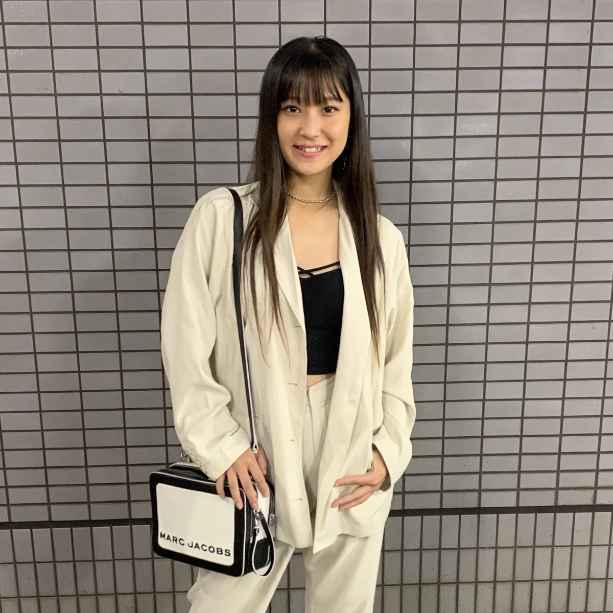 fukui_aika's tweet photo. 昨日は無観客でのVTSでした🎤💓
久しぶりのステージで3日前ぐらいから緊張💭←緊張はいつもやけど🤭なかなか課題の壁が乗りこえられず😢みんなの前で歌えるようになったときにはもっと成長してるように頑張ります！！！

#VocalTryStage
#aaa大阪校 
#あいみょん
#裸の心 https://t.co/zqbtVHZVtA