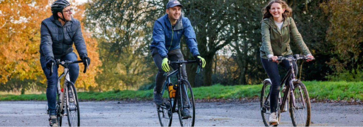 Free cycle training is back! If you live, work or study in Hackney and want to improve your cycling skills, book a session. Families with children or adult groups are both welcome. Sessions are for 3 trainees taught using quiet routes and parks. Book here: bit.ly/3fvVCnd