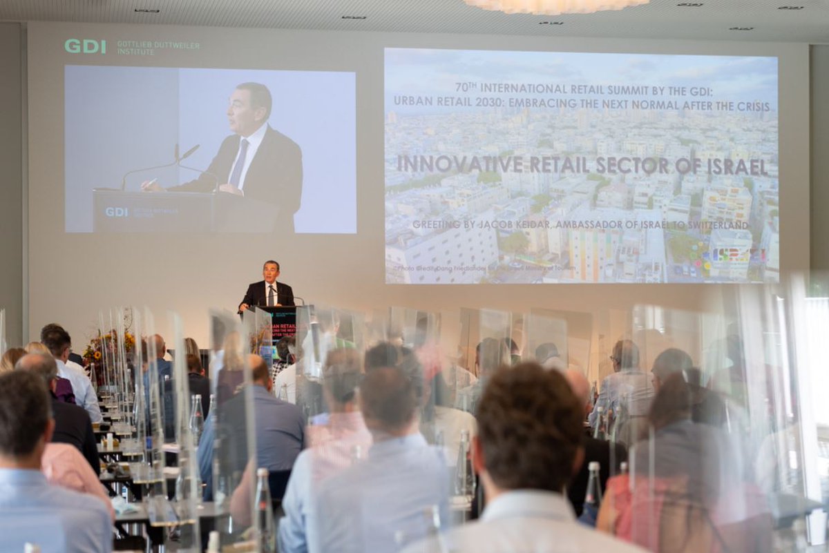 israelinCH's tweet photo. Botschafter Jacob Keidar stellte am International Retail Summit des @GDInstitute letzte Woche einige #Innovationen aus #Israel in dem Bereich vor. Später wurde Bringg-CEO @guybloch1 live aus #TelAviv zugeschaltet.
Vielen Dank für die Einladung an diesen lehrreichen Anlass! #iht20 https://t.co/kJQFJjrCua