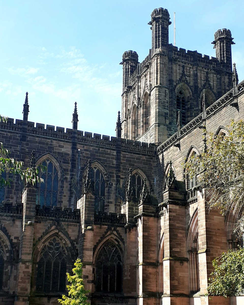 TheGrosvenor's tweet photo. Chester is looking fabulous today in this beautiful September sun ☀️ https://t.co/ENA5eTQkli