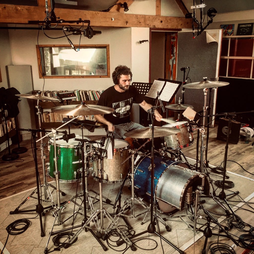 HEADCHARGER's tweet photo. C’est parti pour l’enregistrement de notre 7eme album au Swan Sound Studio!
#headcharger #newalbum #labelathome #syncopeprod #heavyrock #swansoundstudio https://t.co/iTfgW56pJS