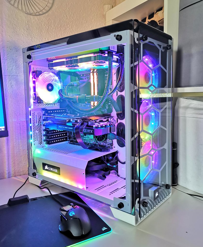 Custom_PC_World's tweet photo. #rainbow #rgb #power #gamingSetup #pcgaming

@CORSAIR 570x White
@CORSAIRDE HD120 RGB
@CORSAIRFRA Vengeance Pro RGB 3600MHZ
@CORSAIR_JP RM750i
@msigaming_de X570 Gaming EDGE WIFI
@AMDRyzen 3900x
@alphacool Eisbär 240mm
@GeForceCulture RTX 2080 Super EX
@SamsungDE PM981a 512GB https://t.co/EbWDurxOp4