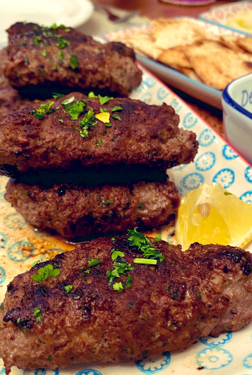 miyagi's tweet photo. Slapdashed a dinner of #fatoush #salad #cherrytomatoes #beefkofta #babaganoush #tzatziki https://t.co/fisj1n2Irc