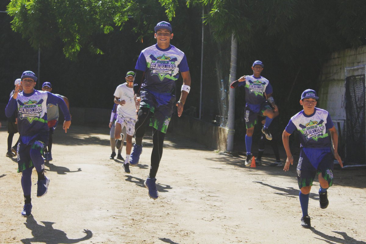 BendecidosA's tweet photo. Despegando con energía y mucho impulso para una nueva semana de desarrollo 🚀🚀🚀
•
•
#BendecidosAcademy 😇 #StaySafe #LetsGo #Blessed #Maracay #Aragua #Venezuela #BlessedProspects #Prospects #MiLB #MLB #Comando #Academy #Agency https://t.co/YBt01qVW4p