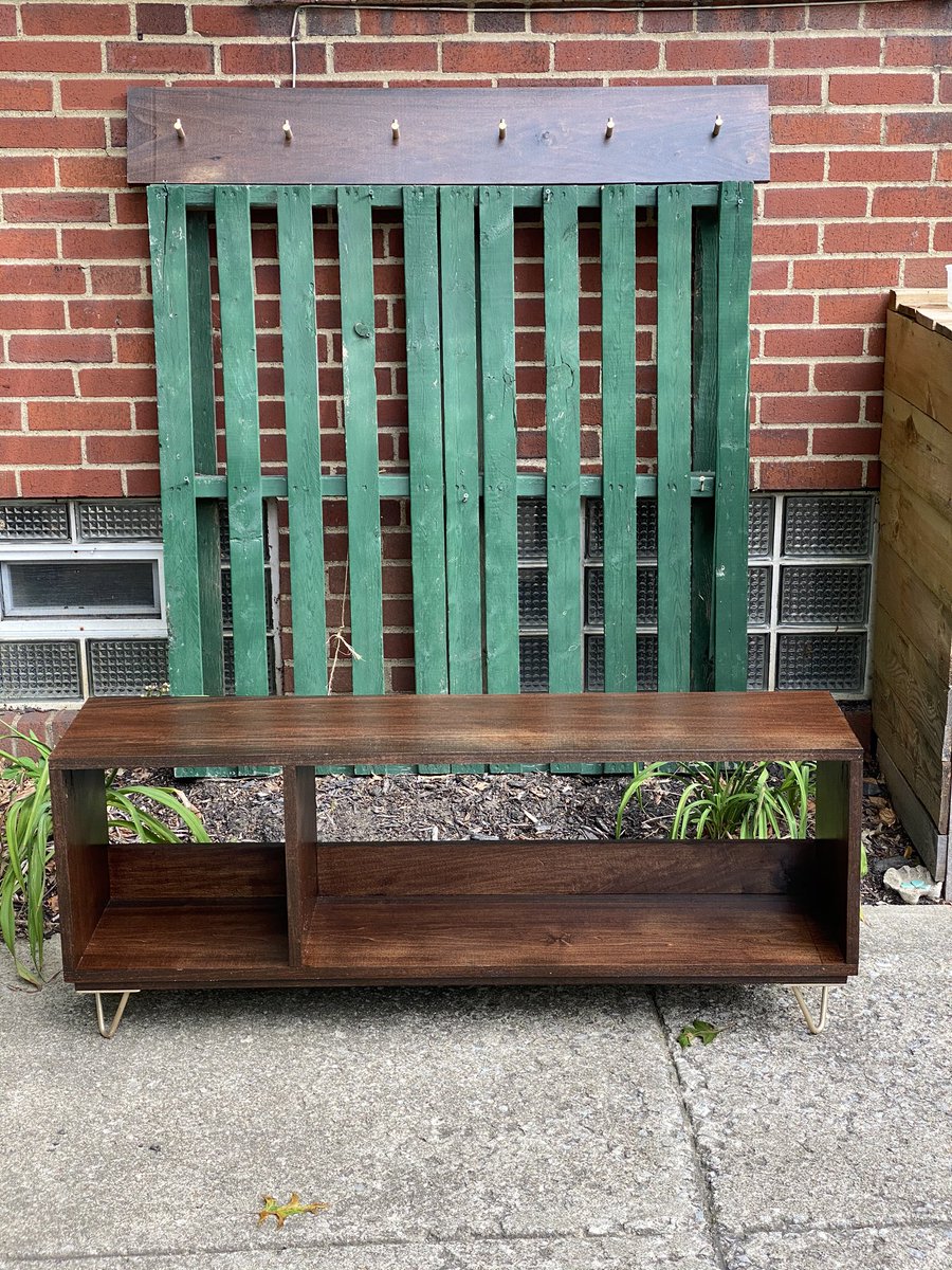 KingRobertJ's tweet photo. @FPSchools haven’t had a levy on the ballot in fourteen years. As part of @FriendsofFPCS fundraising efforts, I donated a “custom build” to their raffle. Working with the winner, here’s what we came up with: a hallway storage bench and matching coat rack. #YESon72 https://t.co/YXsuLzaXnJ