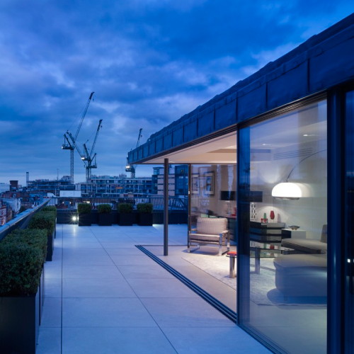 Transform your property with our impressive and visually stunning door systems. Find out more at glassdesignandbuild.co.uk/products/door-…

#GlassDoors #SlidingDoors #Glass #Design #London #Surrey