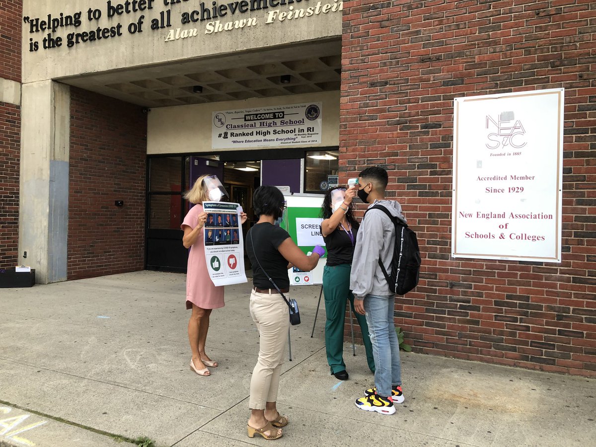 Welcome back Purple!!! Welcome back to those on Zoom and our grade 9 in person... screening, always safe ..Go Purple!!!! @pvdschools @ClassicalHSPVD