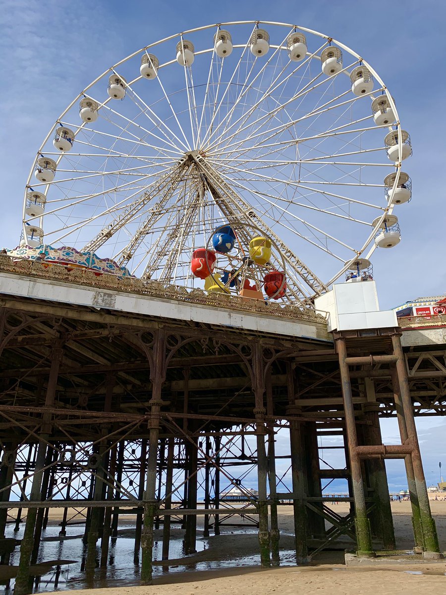 TimBradleyP's tweet photo. timbradleyphotography #blackpool #beach #photography @bpoolcouncil @lancashirecc @visitlancashire @visitblackpool #blue #sky #sea #seaside #family #fun #daytrip #stormhour #thephotohour @stormhour_official @ThePhotoHour #sunny #weather #southpier #pier #architecture #colour https://t.co/o3tbBo9C12