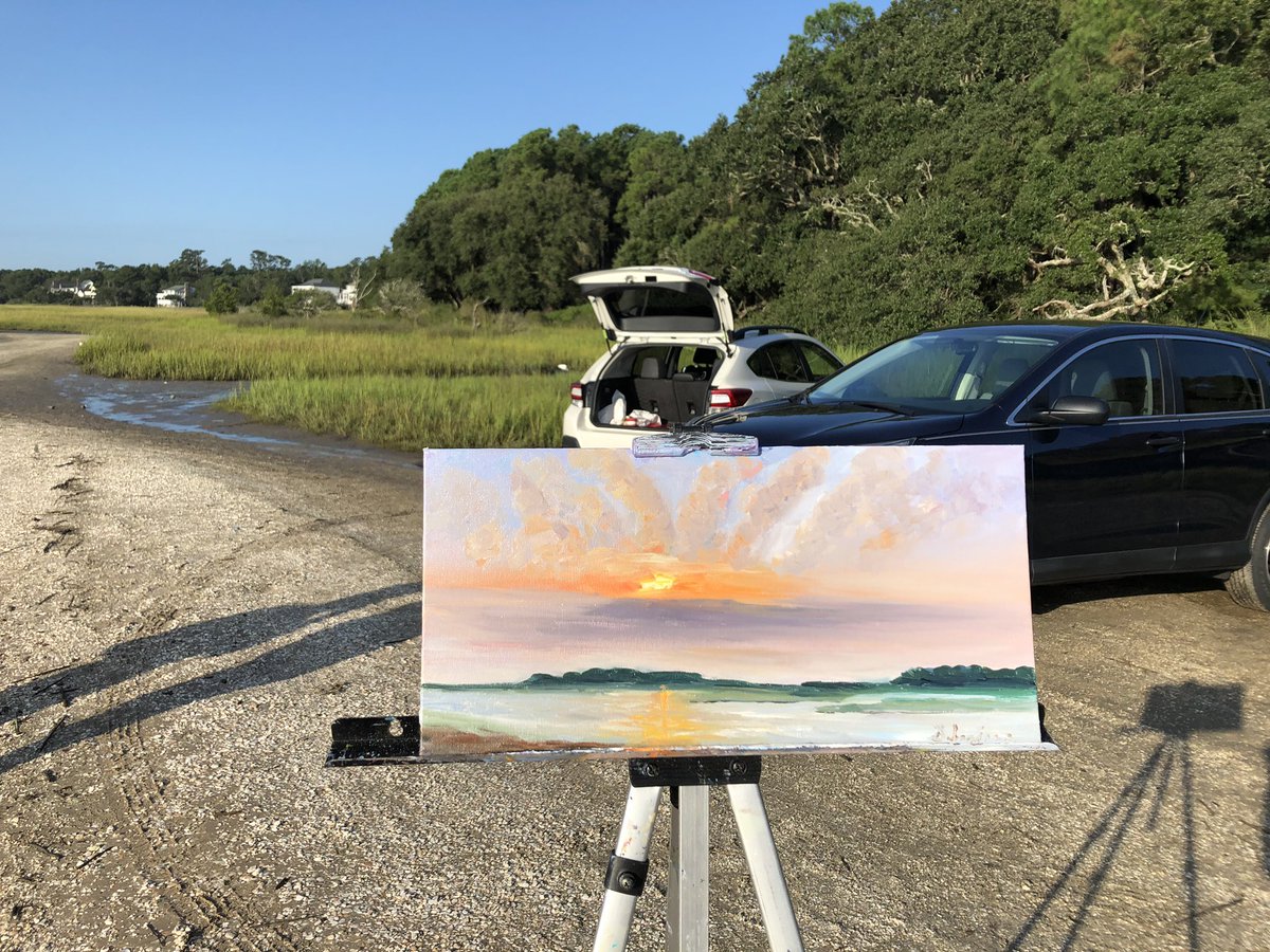 Sunrise painting at the marsh this morning. 
#pleinairpainting #pleinairpainter #sunrisepleinair #stradaeasel
9/14/2020