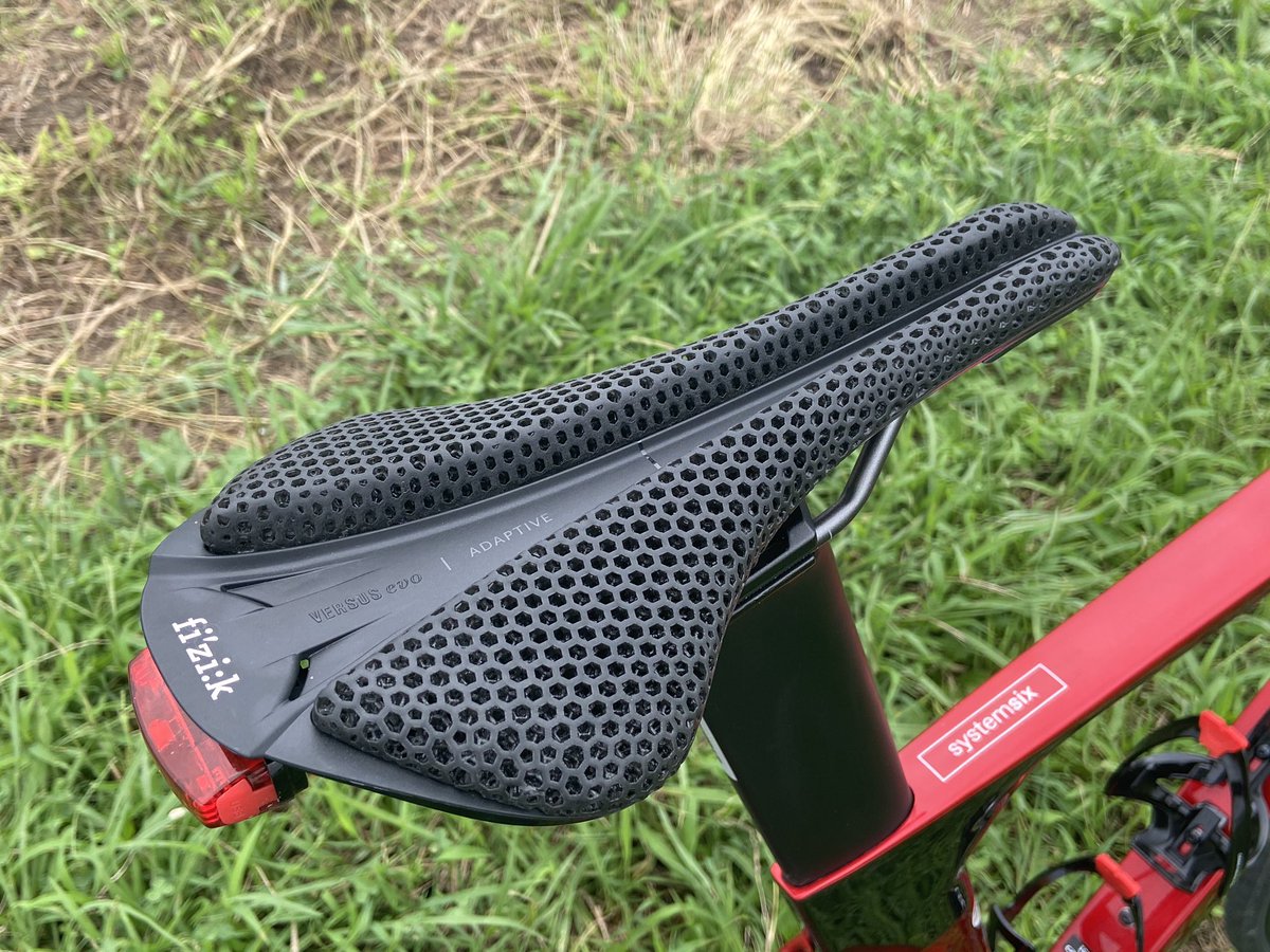 matsu_carcycles's tweet image. ちゃんと写真撮ってみました。スマホだけど...
色々と相談に乗ってくれたワイズロード渋谷さんありがとうございました！
最低6年は乗ります👍（8年乗ったスーパーシックス5もまだあるけど）
#キャノンデール #システムシックス #ワイズロード