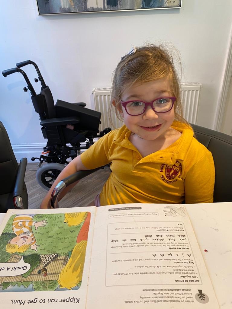 em657's tweet photo. Isabella loved getting her reading books home today. Reading 📖 as soon as she got home! @FRISroom8 https://t.co/4m2jJCynSG