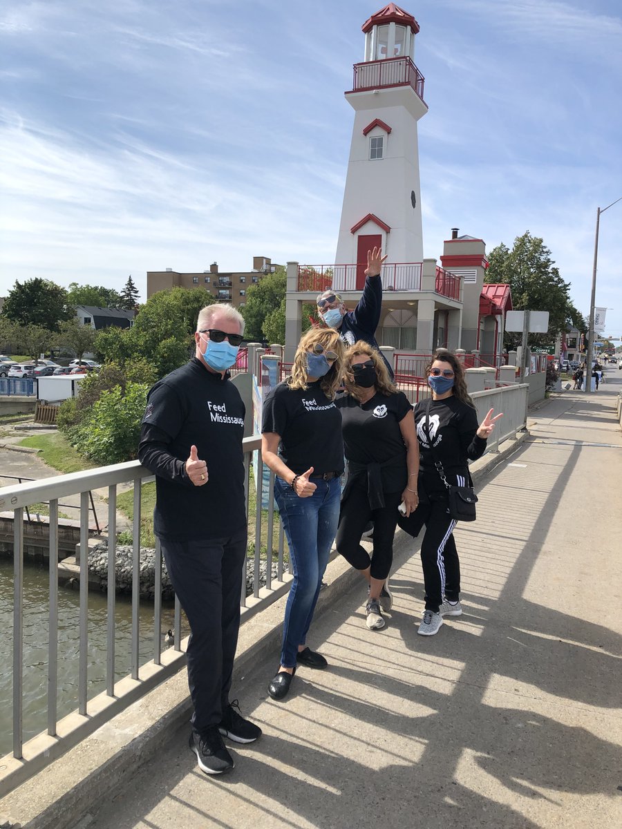 This past Saturday members of our team took part in the 'Walk the Walk for The @CompassFoodBank' in Port Credit. Together we are making a difference! #WalktheWalk2020