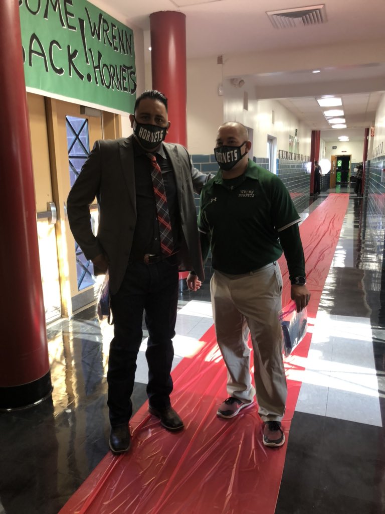 Cotch89's tweet photo. Wrenn coaching staff starting the week off on the Red Carpet. Hornet Proud!  @WrennMS_PE @ETWrennMS https://t.co/440gJXTgyu