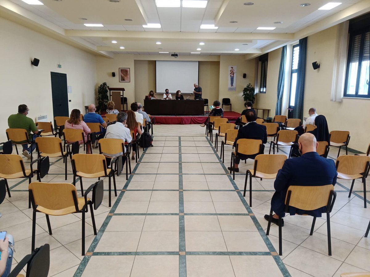 Non pesa: è mio fratello! La prossimità sociale vista attraverso la lente della #formazione. Idee per la prossima programmazione. #lavoroinpuglia #lapugliacelafa #BerlingerioLongo2020 #Emilianopresidente #ElezioniRegionali2020