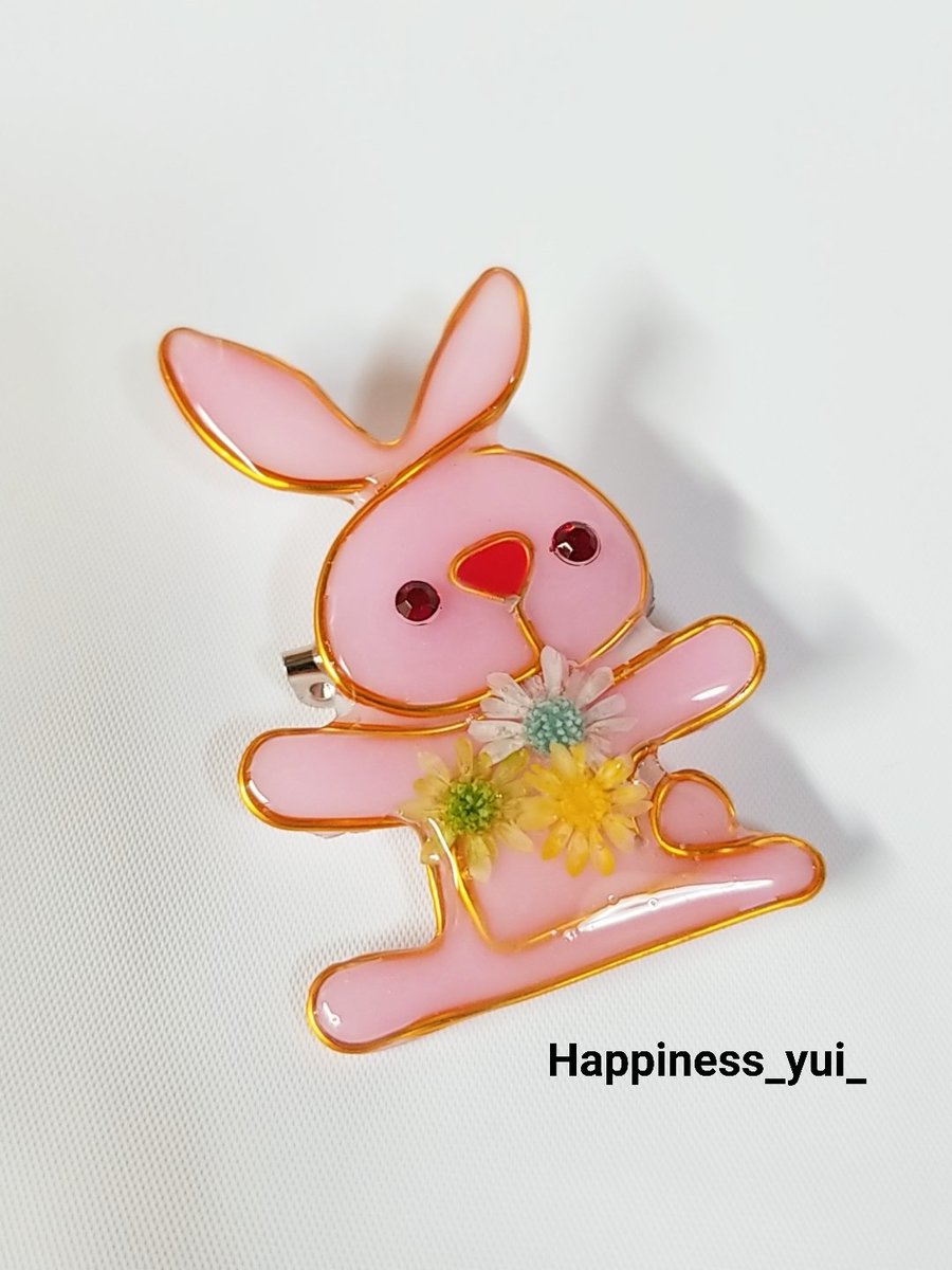 Happinessyui2's tweet photo. #ハンドメイド
#アクセサリー
#ブローチ
#うさぎブローチ
#ウサギブローチ
#うさぎ
#ウサギ
#兎
#Happiness
#はぴねす
#happinessyui https://t.co/BMlTP01Tsu