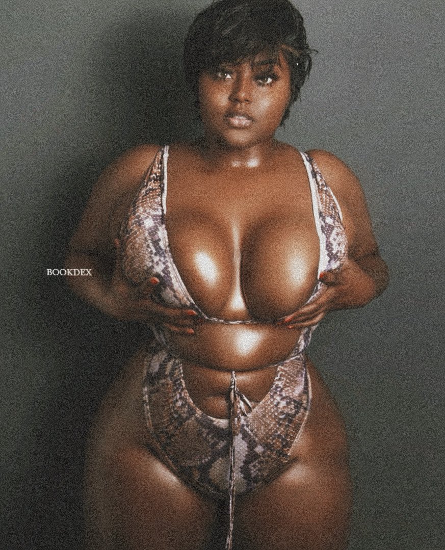 mona_juicy's tweet photo. A dose of milk chocolate 🍫 https://t.co/F3jwiOEa8O
