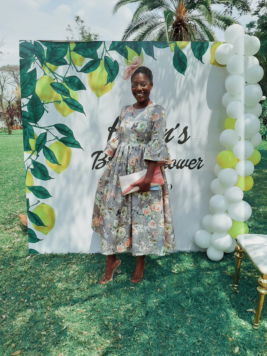 KamotaMayondi's tweet photo. Good time to put into practice the things I have learnt from #FashionRevolutionZambia about Sustainable Fashion. Buy only the clothes you need and wear your clothes more than once. Most of us tend to buy wear once only clothing for special occasions. #DripIsForever
#RewindSelecta https://t.co/Yy0Z6LCM9x