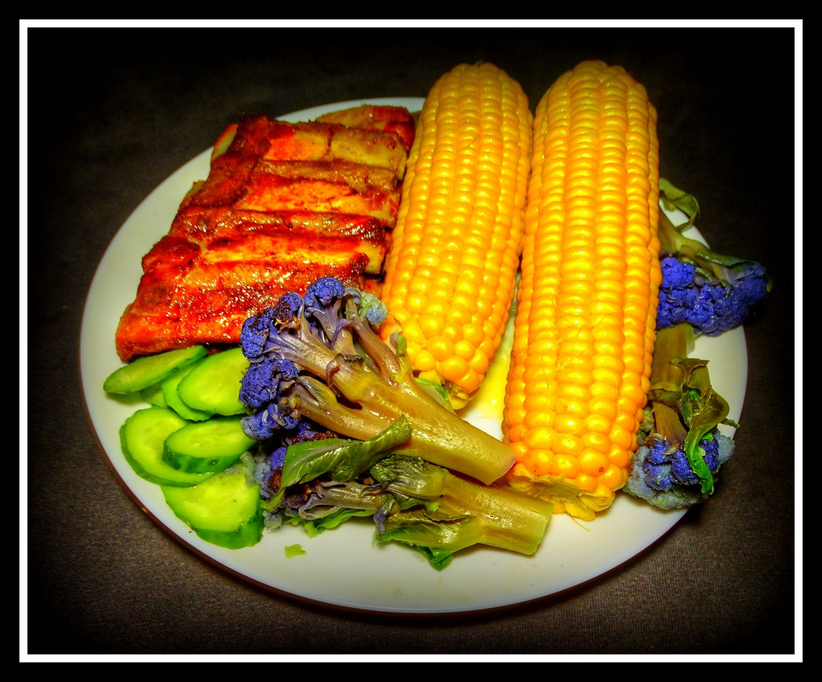 Fearless13Z's tweet photo. Home Cooking - Black Rum, Garlic &amp; Lime Pork Side Ribs #homecooking #food #cookingathome #homecooked #rum #garlic #lime #ManitobaPork #pork #ribs #corn #cucumber #purplebroccoli #GardenFresh #BuyingLocal https://t.co/Xbr9OJLjeH