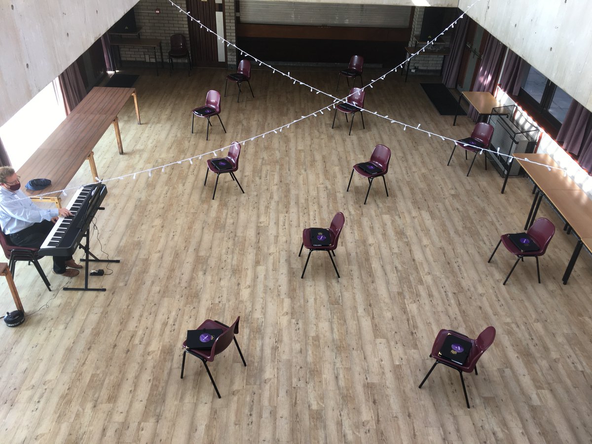 MCGirlsChoir's tweet photo. Setting up for our first Monday rehearsal of the new term... #TheChoristersReturn #ReadytoSing https://t.co/TVz56Ha9gH