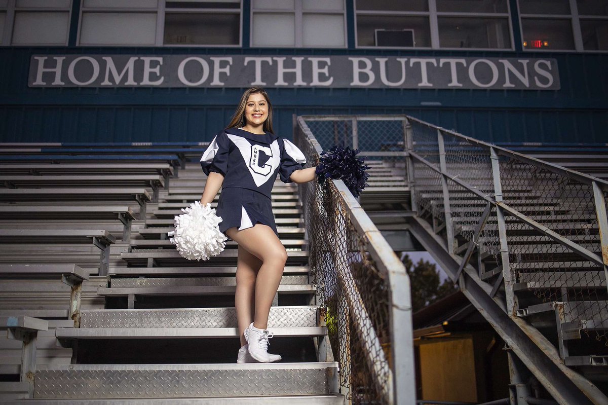 Happy late birthday to our amazing senior Amber Loera ! we love you ! <3