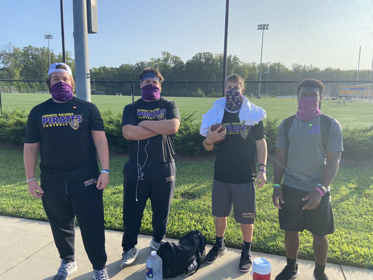 austinwhite64's tweet photo. I had a great time putting in work at @VTOSPORTS combine yesterday with my teammates @iwf_579 @FredForemanJr! I had a top 5 finish for the OL, and my teammate @hOrTa53 won MVP! Highlights will be coming out soon!!! https://t.co/YlI5OBu5jR