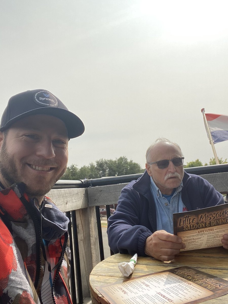 mjweitzman's tweet photo. @DazedRv haven’t posted in awhile and what to bring everyone up to speed! We’re driving through ND today to Duluth MN! Having fun along the way. Here is some photo proof of our good time :) https://t.co/TFCq4wCS3k