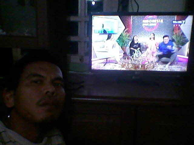 donatgalau's tweet photo. #IndonesiaGiveaway17 @TRANS7 Kalau saya minta ma'af ke pasangan, sukanya ajak makan bakso bersama kluaga, terus buka obrolan, kalau di respon minta ma'af deh. https://t.co/NRNWWHHFm8