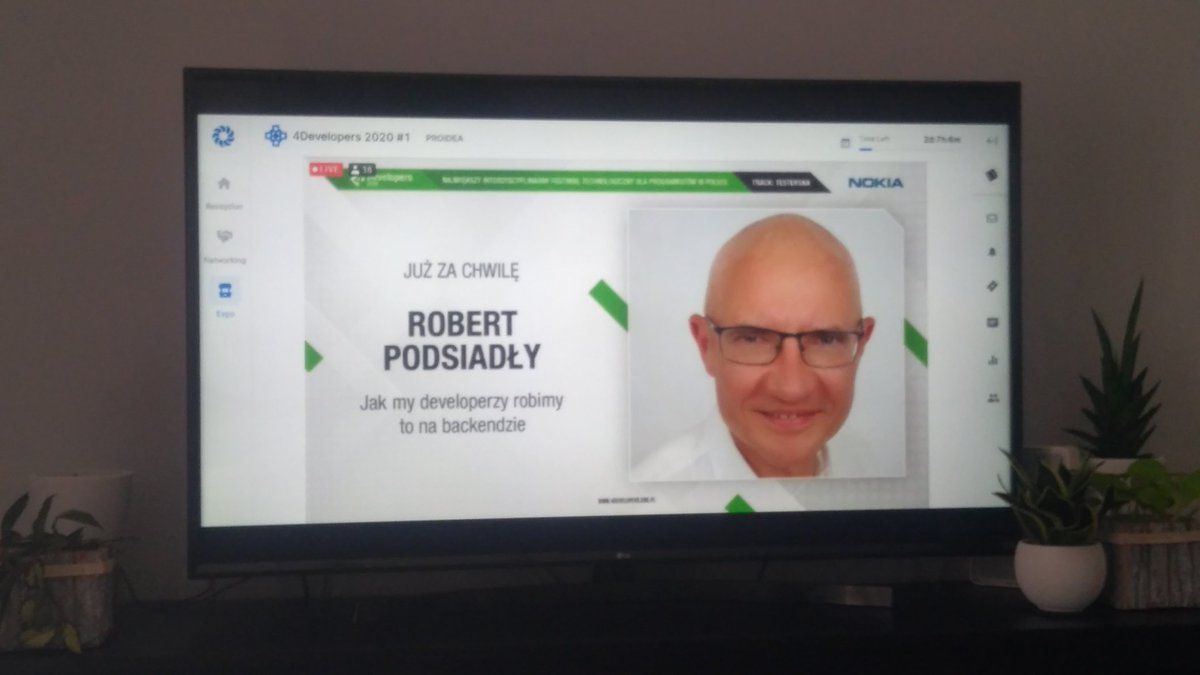 _programmergirl's tweet photo. No to lecimy z konferencją @4Developers!
To chyba drugi raz gdy będę słuchać @robert59p - nie mogę się doczekać :)
#4developers2020 https://t.co/Bniu1zGnj7