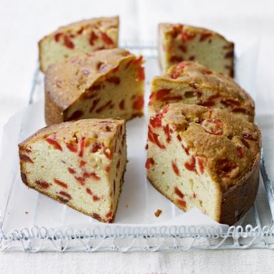 DeliaOnline's tweet photo. Our #cakeoftheweek - Old-fashioned Cherry Cake.  See the recipe and special offer on our British bakeware here: https://t.co/qTvgJ6LJvg @CountryProduct for glacé cherries #baking #cakes #cherrycake #recipes https://t.co/xbNYhVMQst
