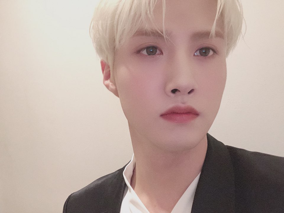 M̷A̷N̷I̷F̷E̷S̷T̷I̷N̷G̷ Reminiscing Blonde Changgu, a thread;𝙋𝙎 Not for Universe with weak heart