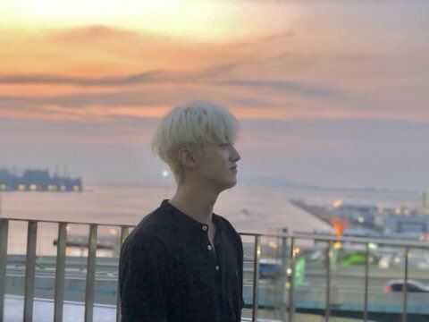 M̷A̷N̷I̷F̷E̷S̷T̷I̷N̷G̷ Reminiscing Blonde Changgu, a thread;𝙋𝙎 Not for Universe with weak heart