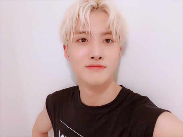 M̷A̷N̷I̷F̷E̷S̷T̷I̷N̷G̷ Reminiscing Blonde Changgu, a thread;𝙋𝙎 Not for Universe with weak heart