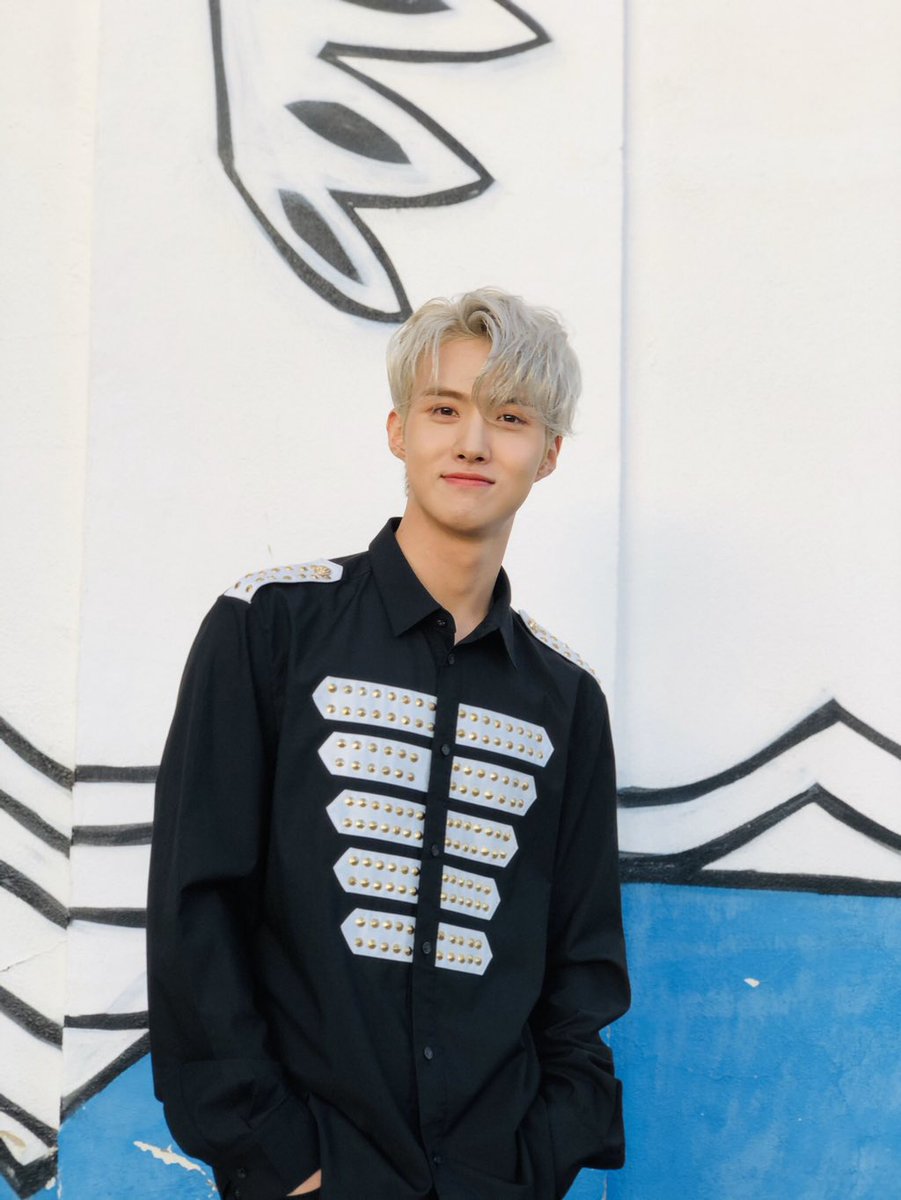 M̷A̷N̷I̷F̷E̷S̷T̷I̷N̷G̷ Reminiscing Blonde Changgu, a thread;𝙋𝙎 Not for Universe with weak heart